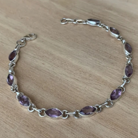 AMETHYST PLATINUM OVER STERLING SILVER  BRACELET - Picture 2 of 2